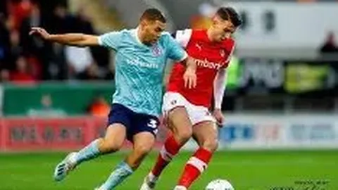 药企球迷观赛起冲突，扎卡与比勒费尔德赛后爆发争执